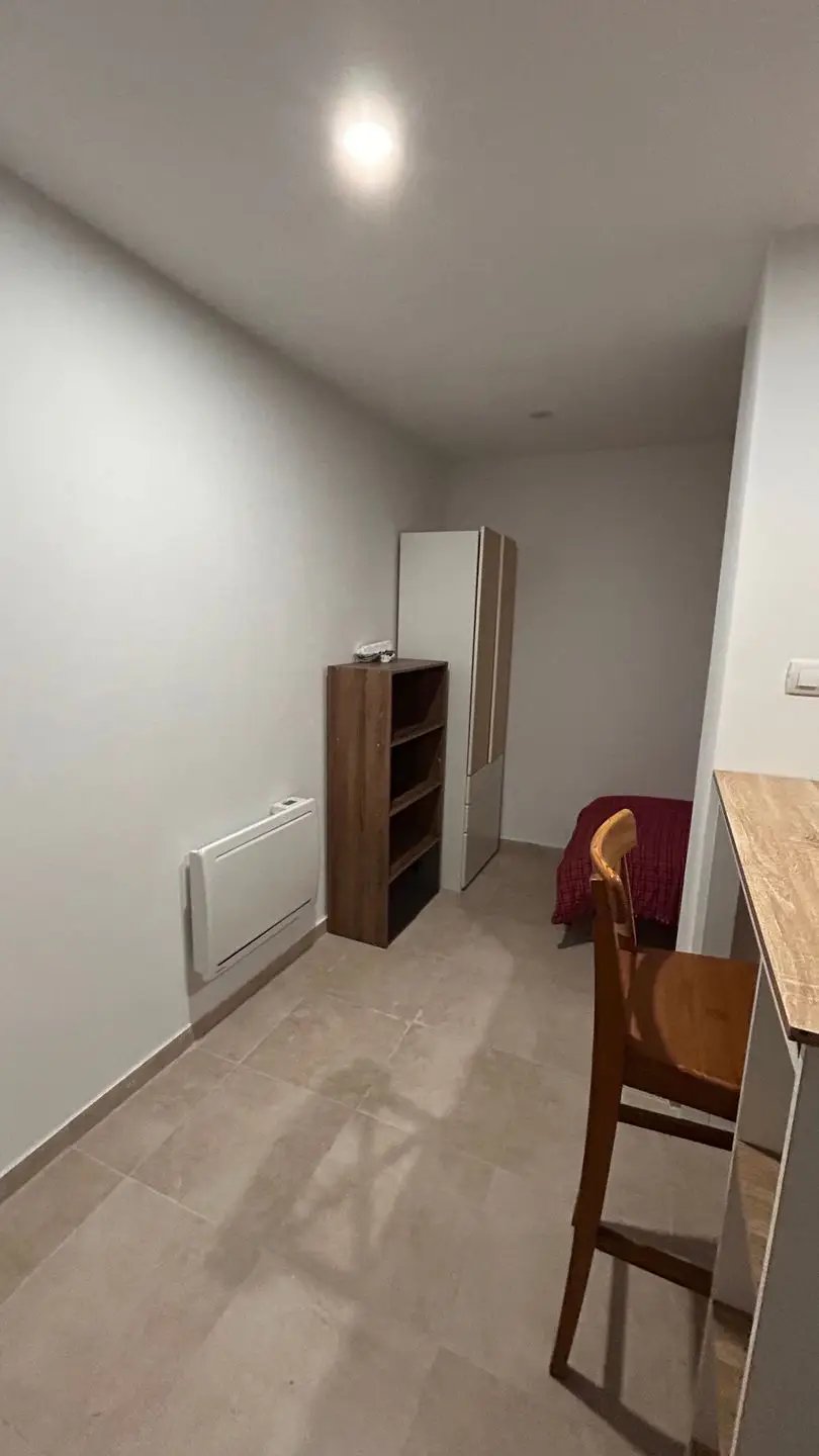 Appartement à louer, 13m², Béziers
