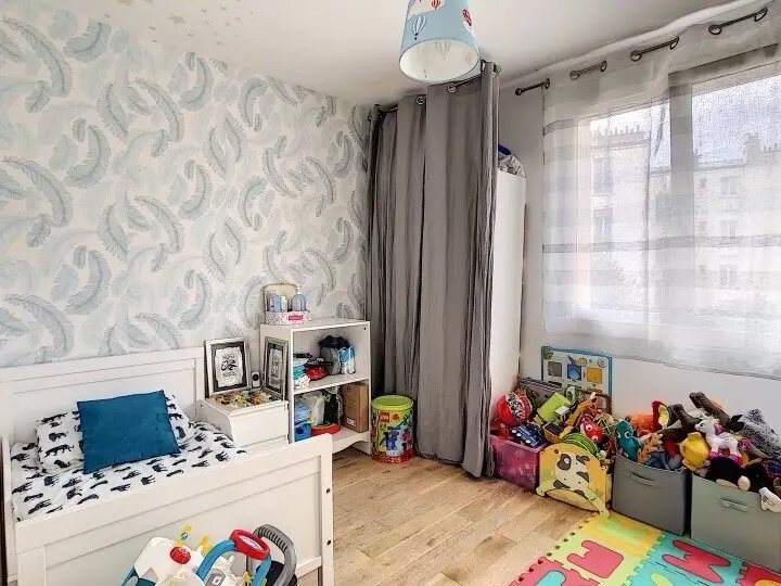 Appartement à vendre, 72m², Courbevoie