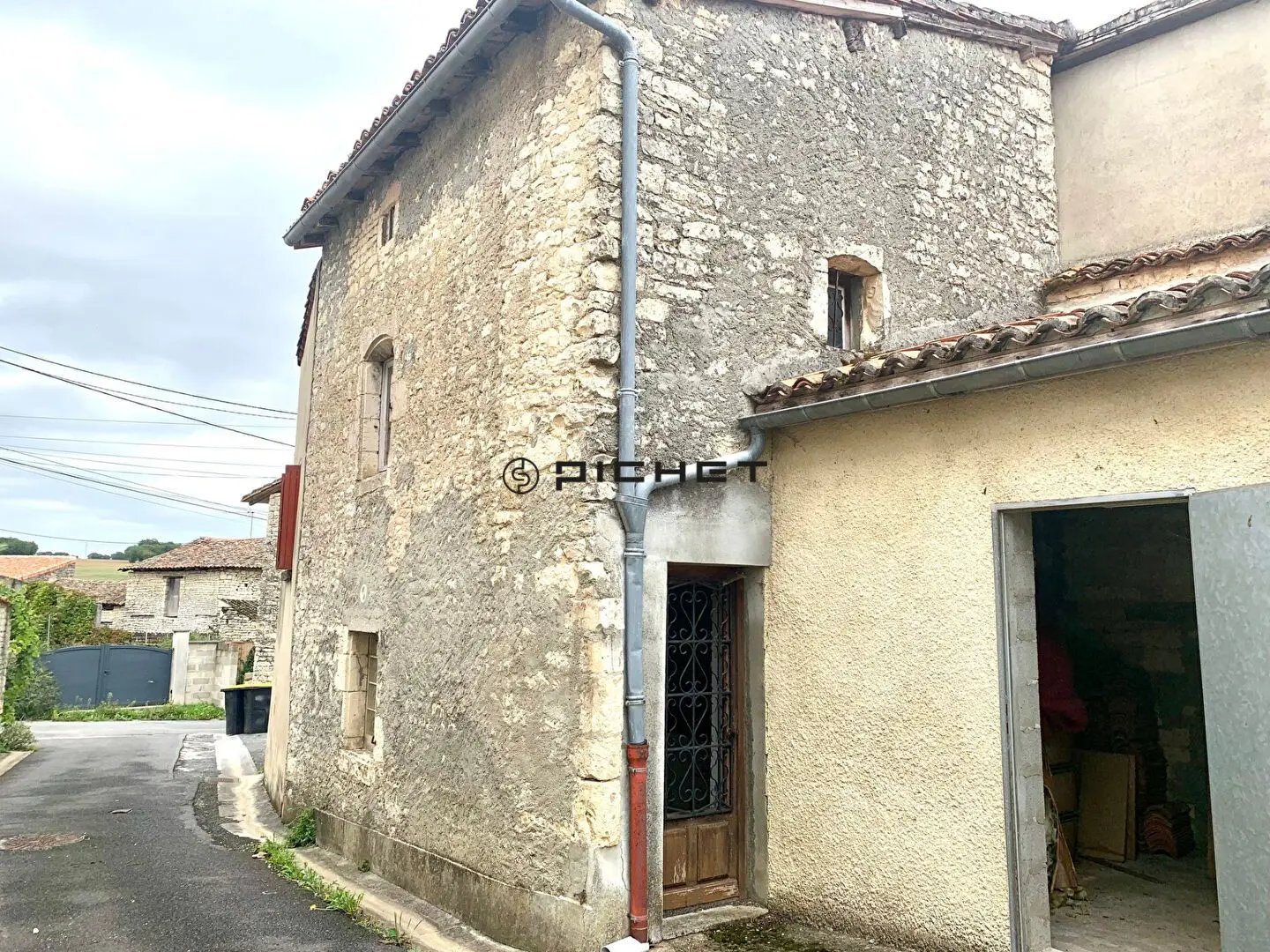 Maison à vendre, 120m², Saint-Amant-de-Boixe