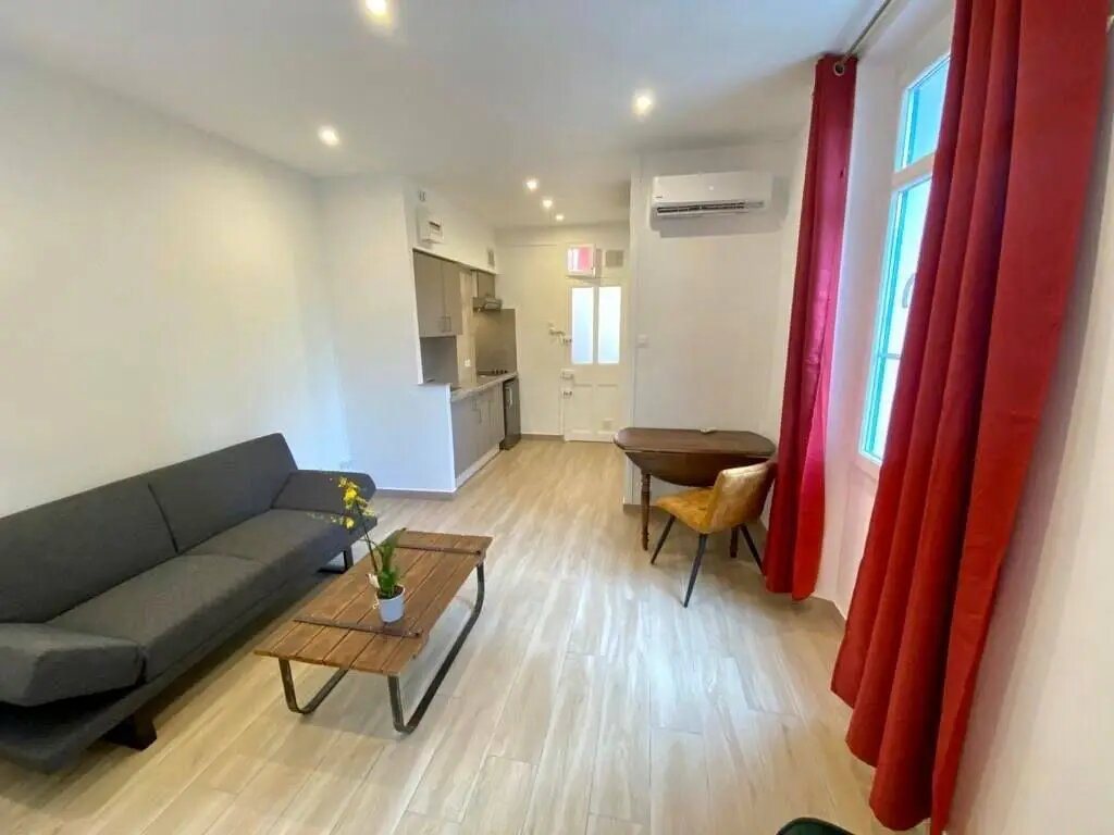 Appartement à louer, 27m², Le Cannet