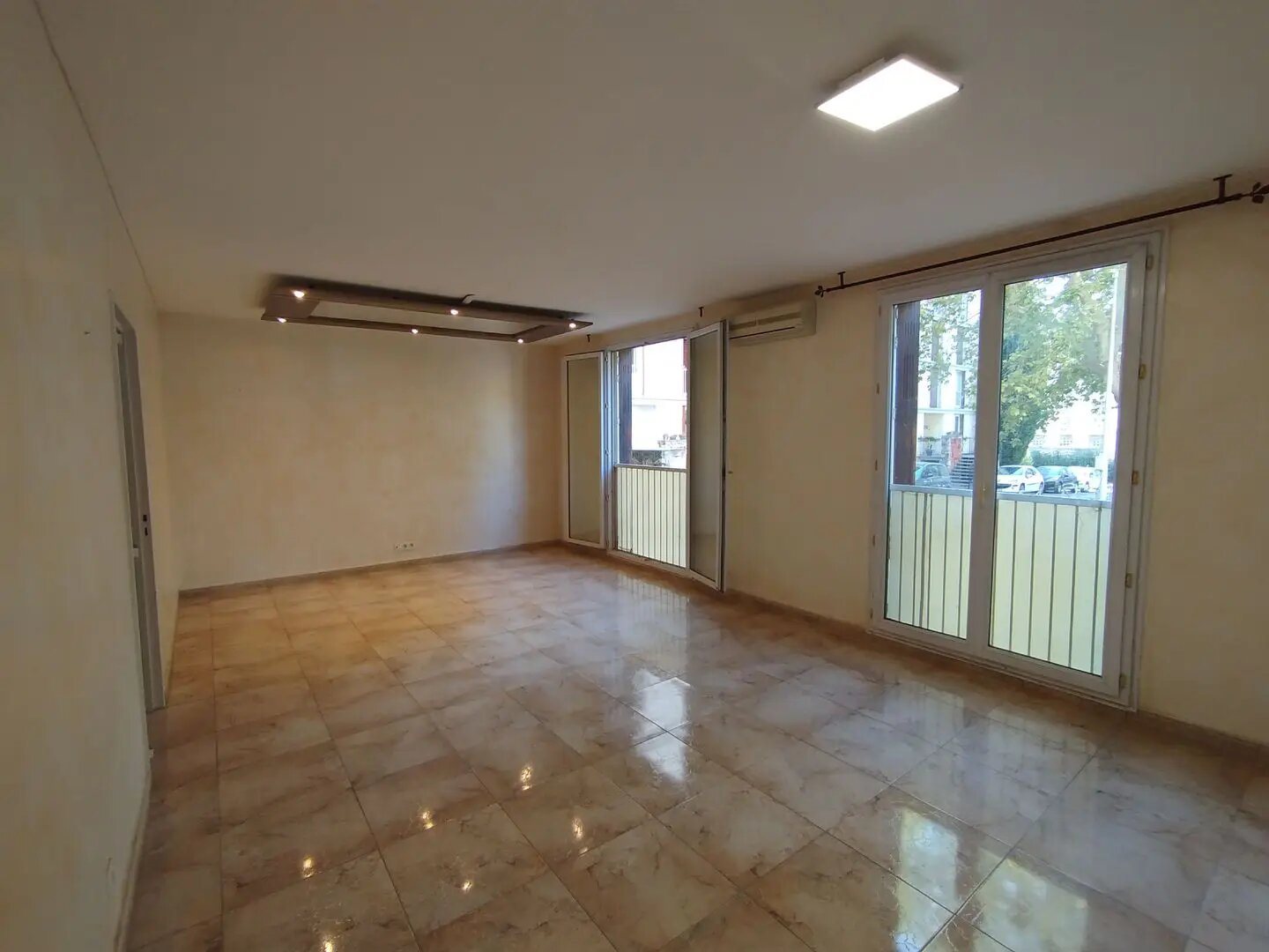 Appartement à vendre, 3m², Salon-de-Provence