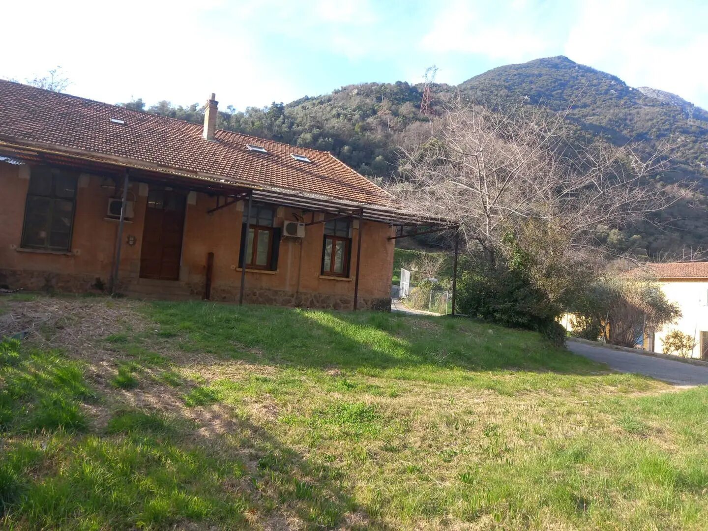 Maison à vendre, 311m², Breil-sur-Roya