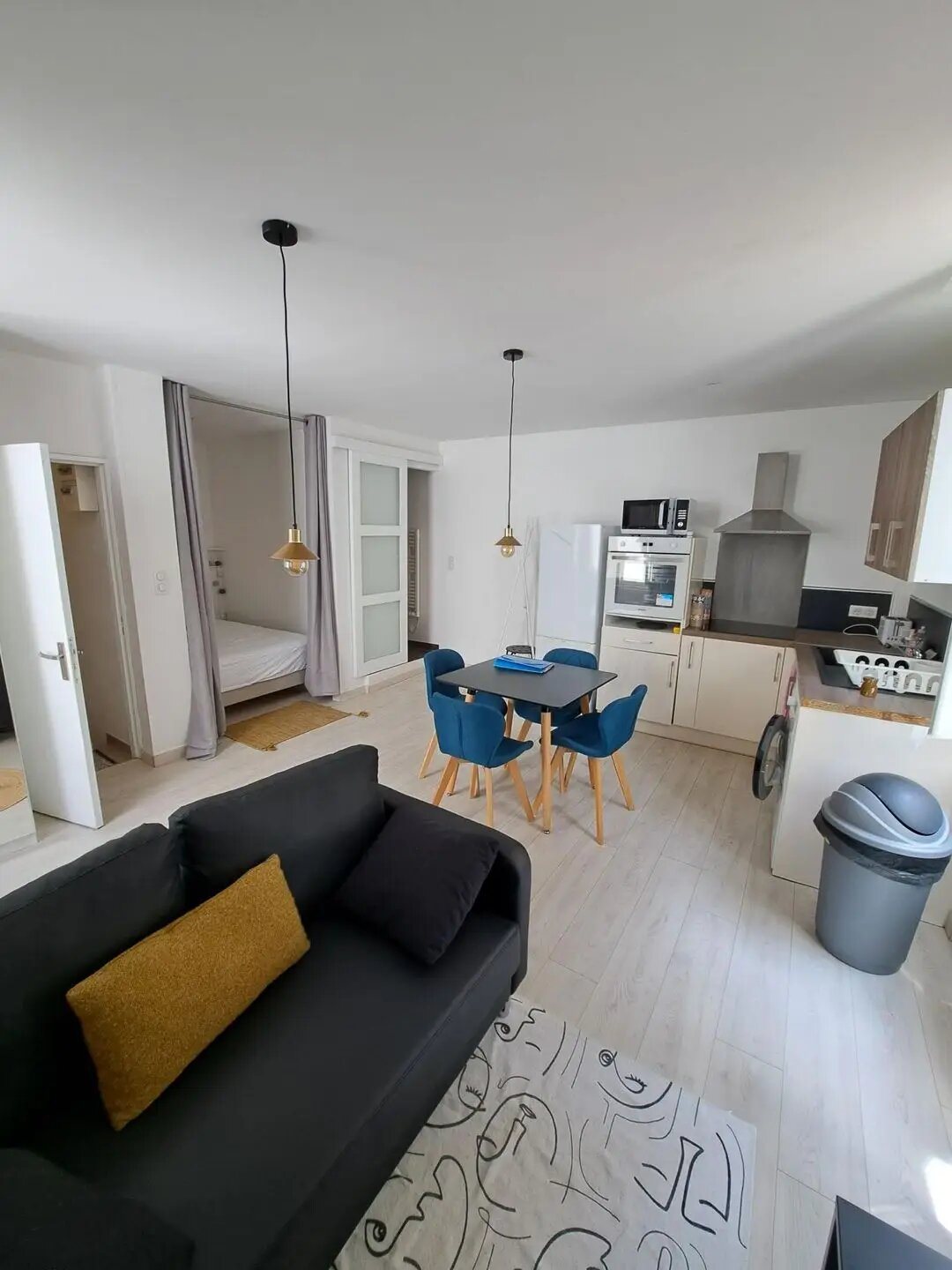 Appartement à louer, 29m², Aubagne