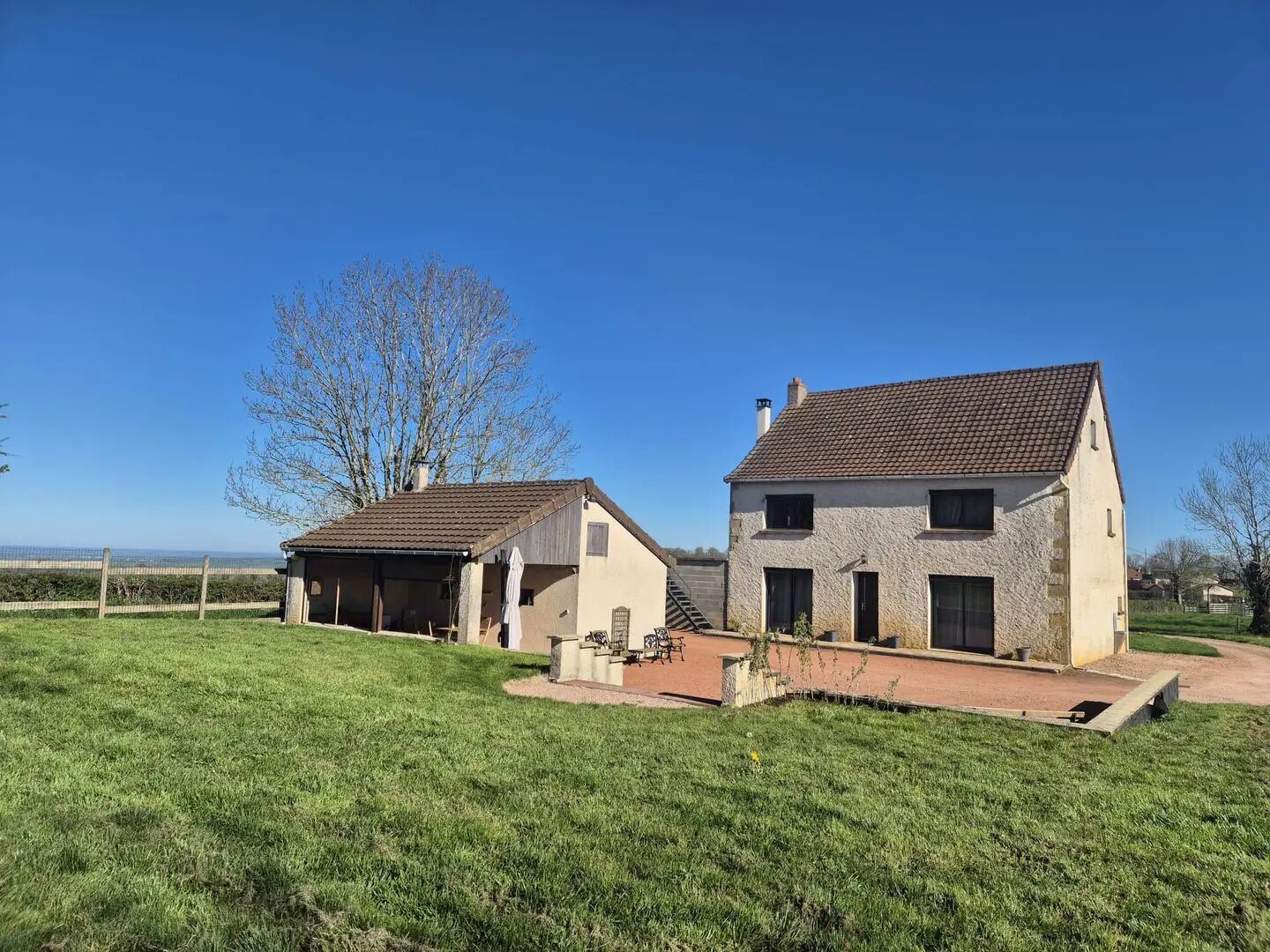 Maison à vendre, 134m², Saint-Christophe-en-Brionnais