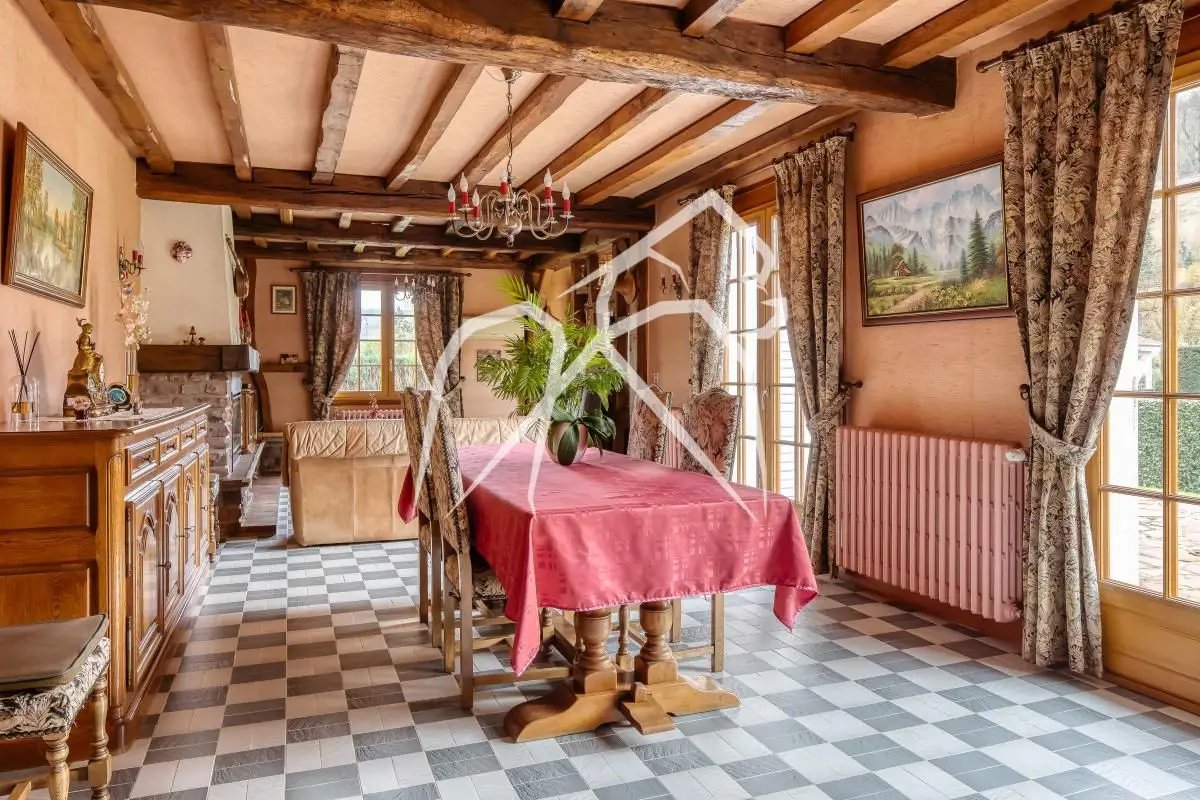 Maison à vendre, 246m², Saint-Martin-du-Vivier