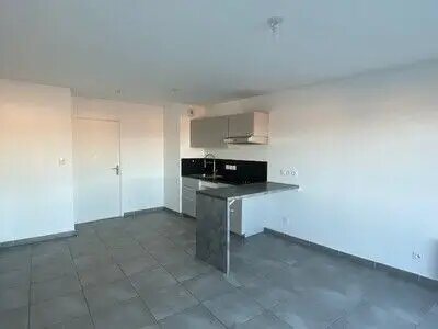 Appartement à louer, 39m², Marseille 12ème