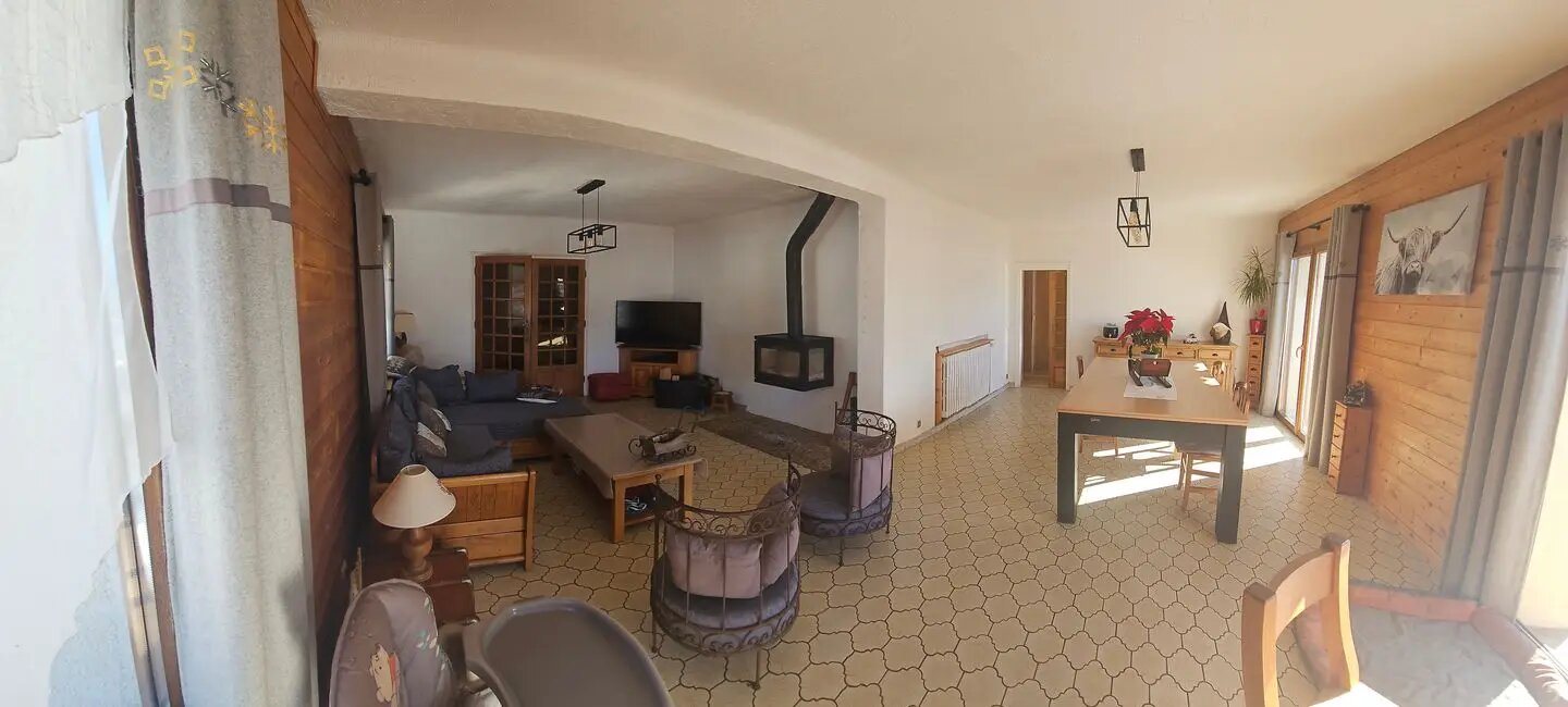 Maison à vendre, 225m², Gréolières
