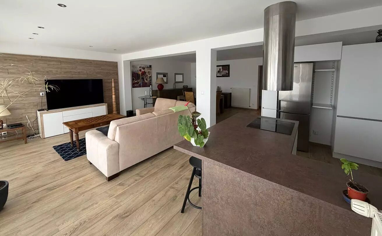 Appartement à vendre, 90m², Longwy