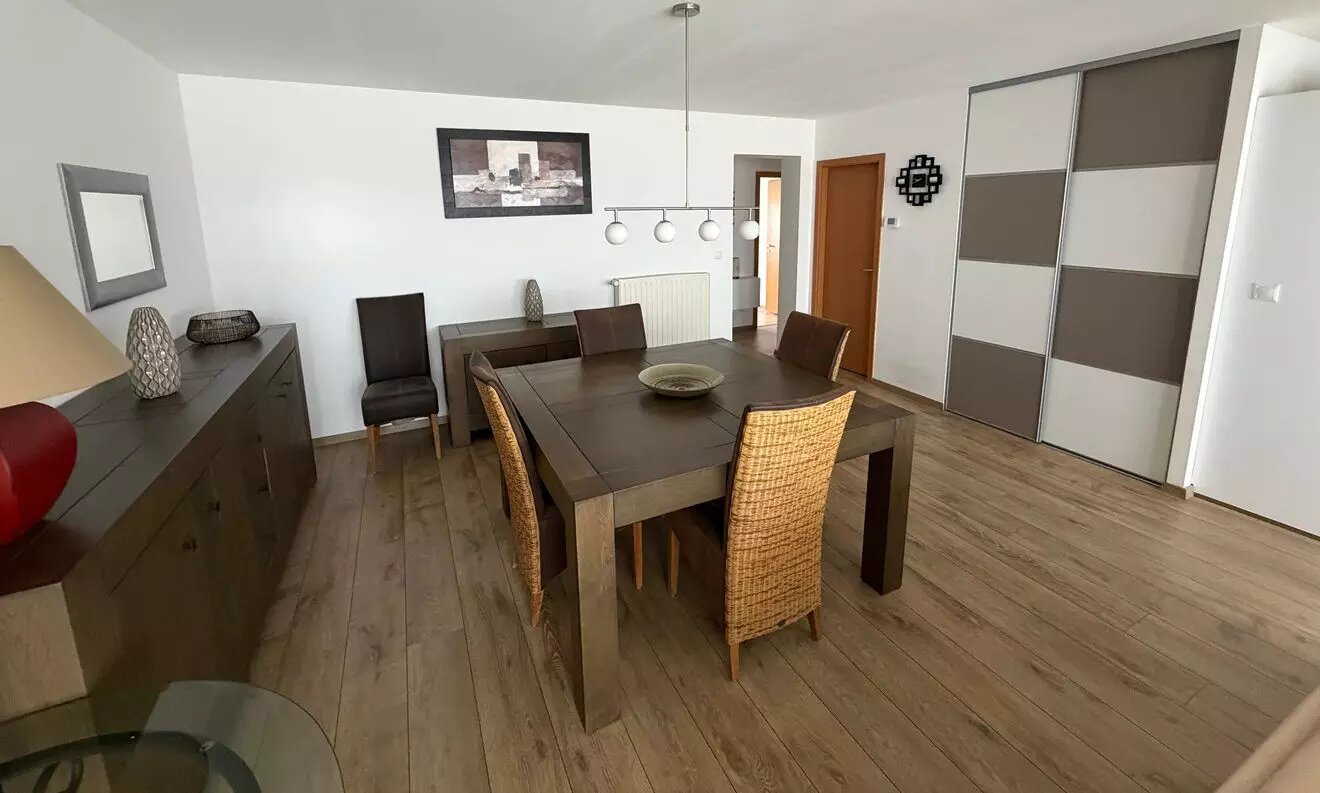 Appartement à vendre, 90m², Longwy