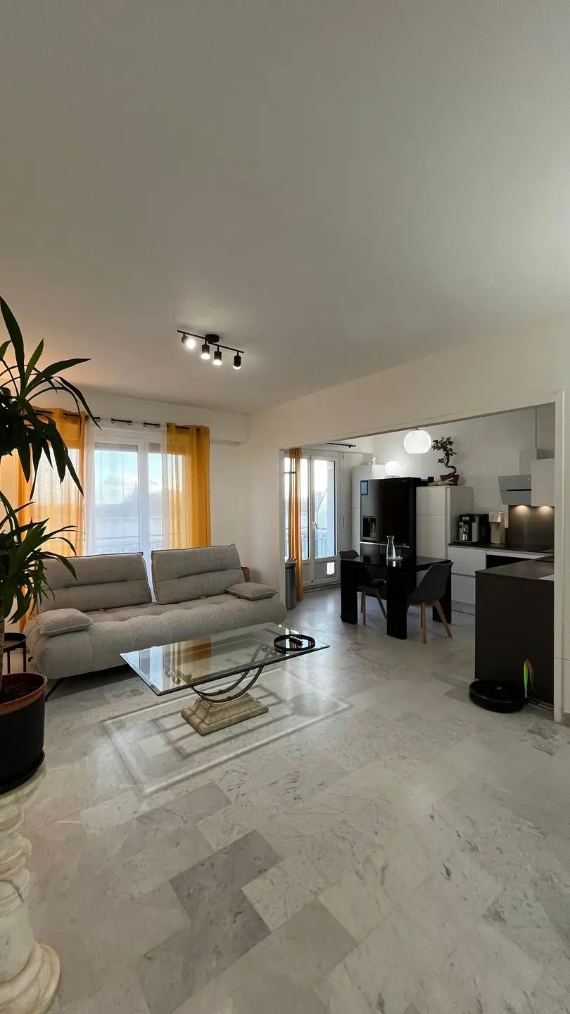 Appartement à louer, 57m², Nîmes