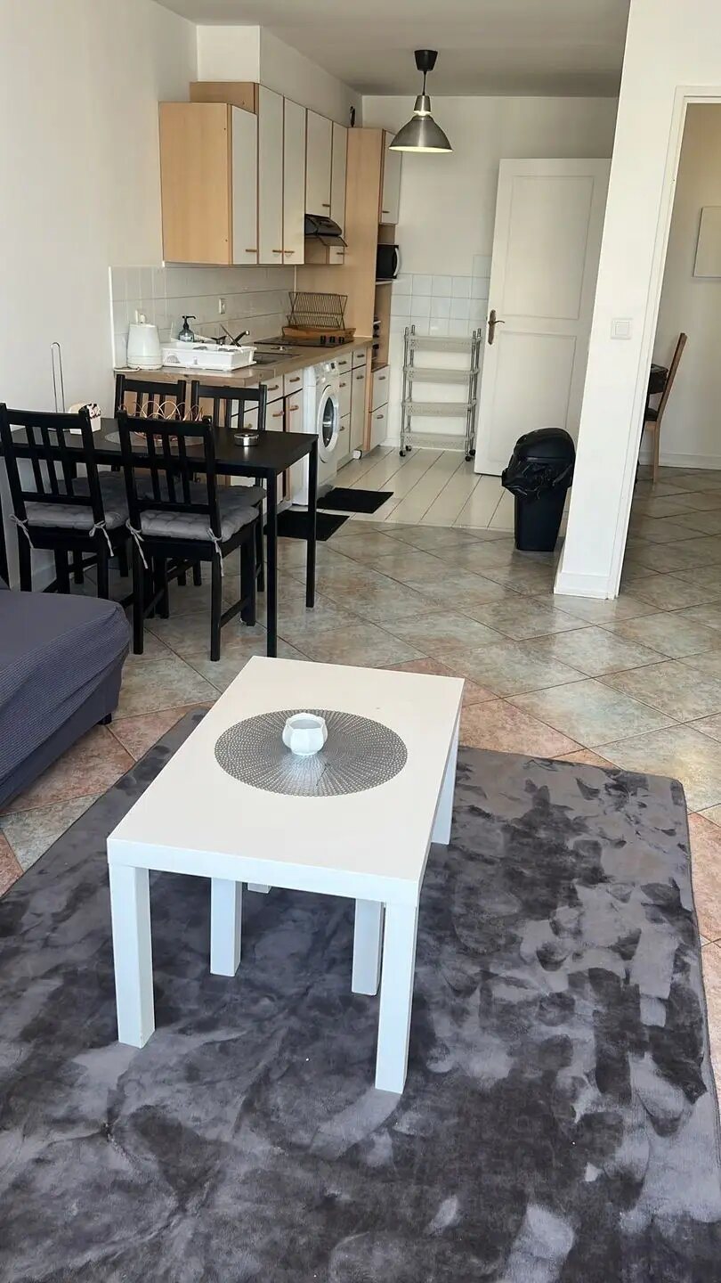 Appartement à louer, 53m², Courbevoie
