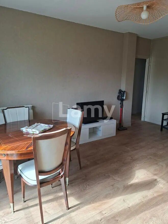 Appartement à louer, 60m², Compiègne