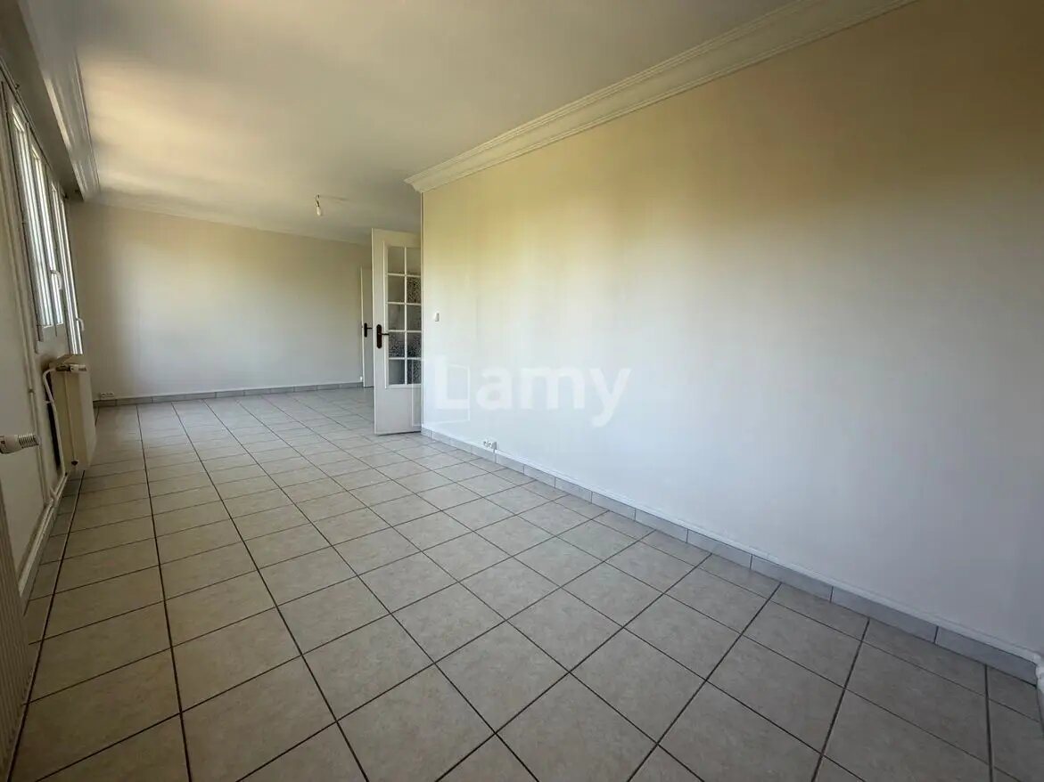 Appartement à louer, 65m², Lyon 8ème