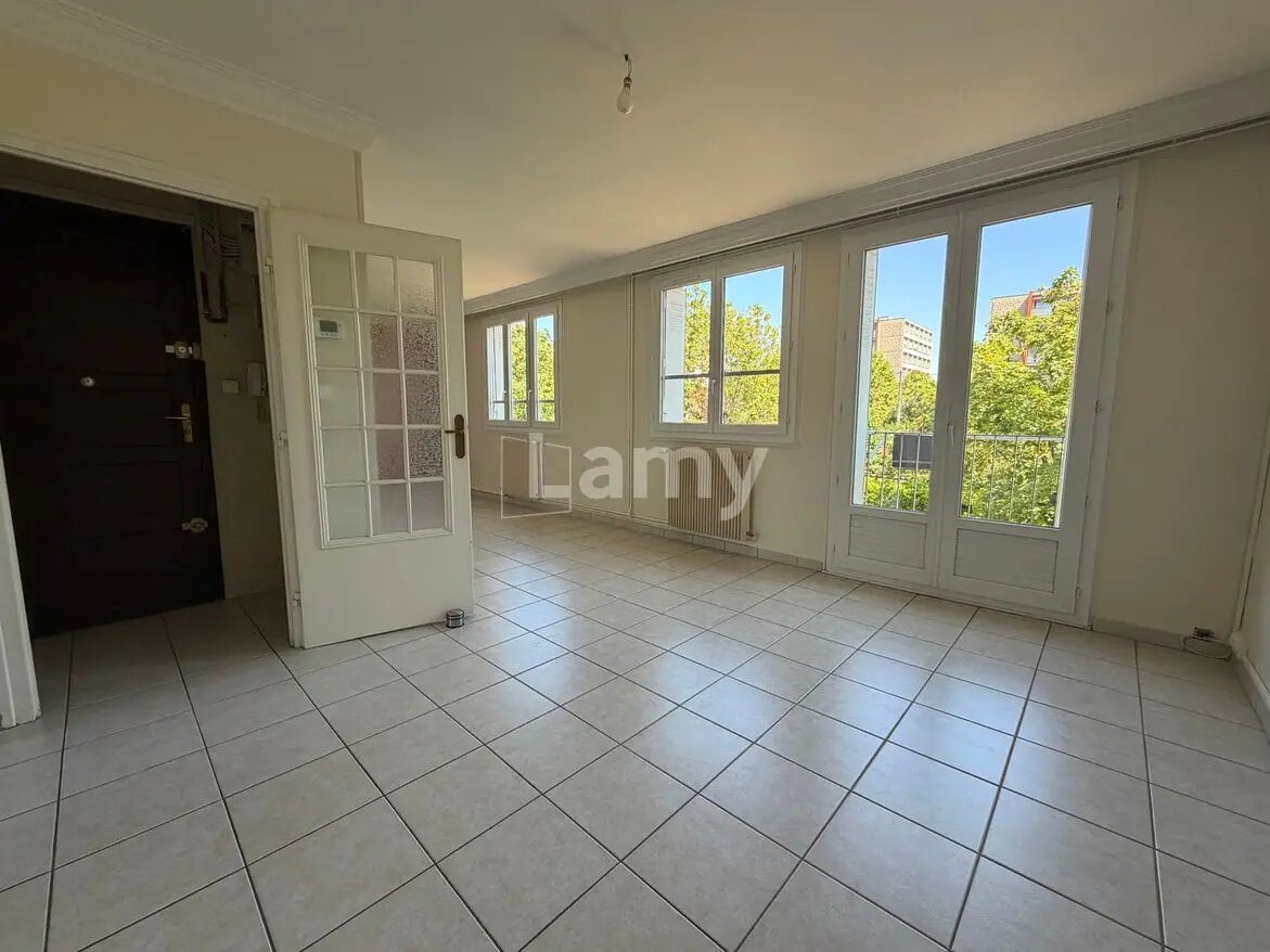 Appartement à louer, 65m², Lyon 8ème