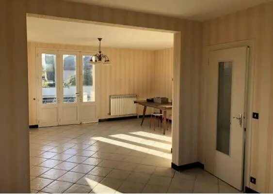 Maison à vendre, 100m², Sainte-Lizaigne