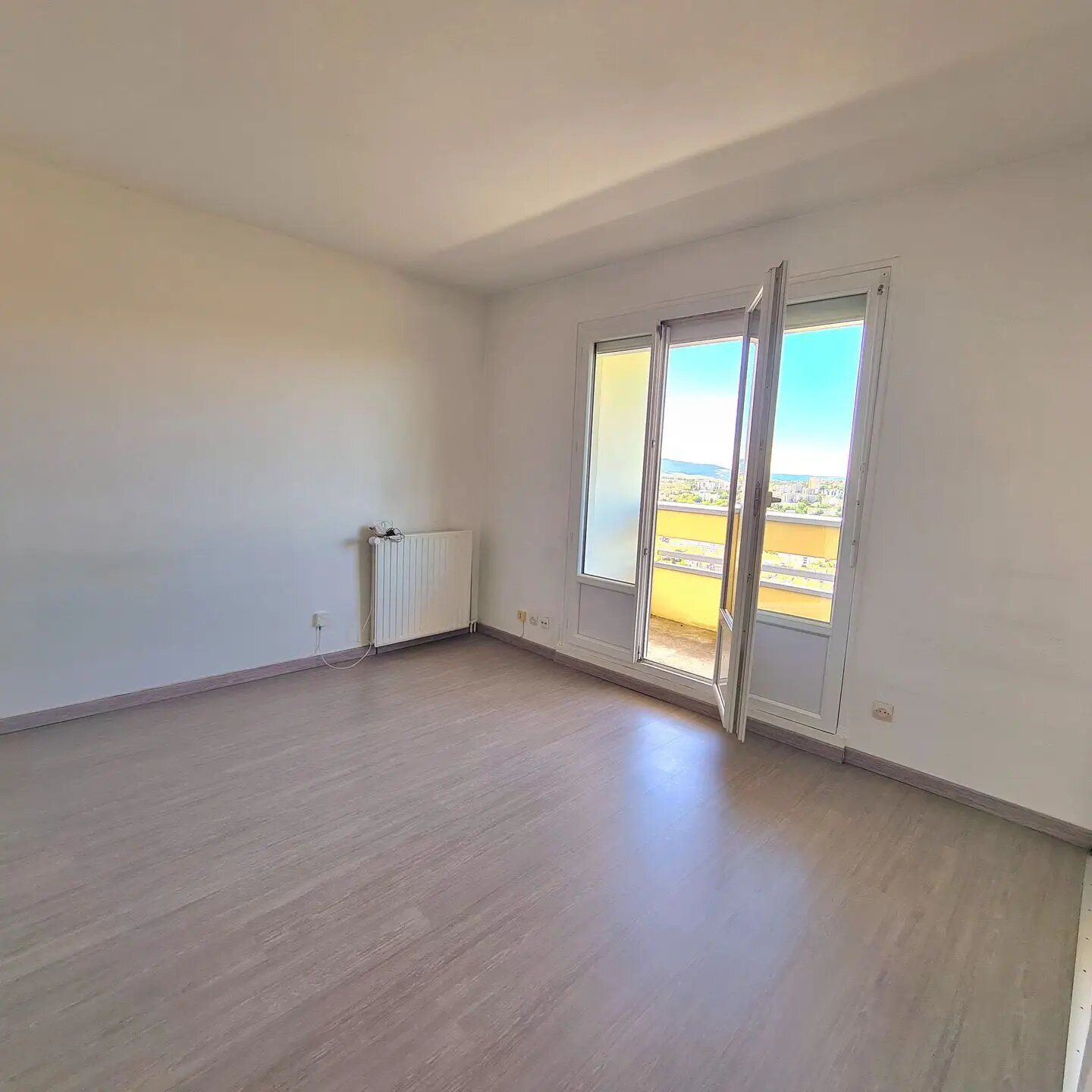 Appartement à louer, 26m², Saint-Etienne