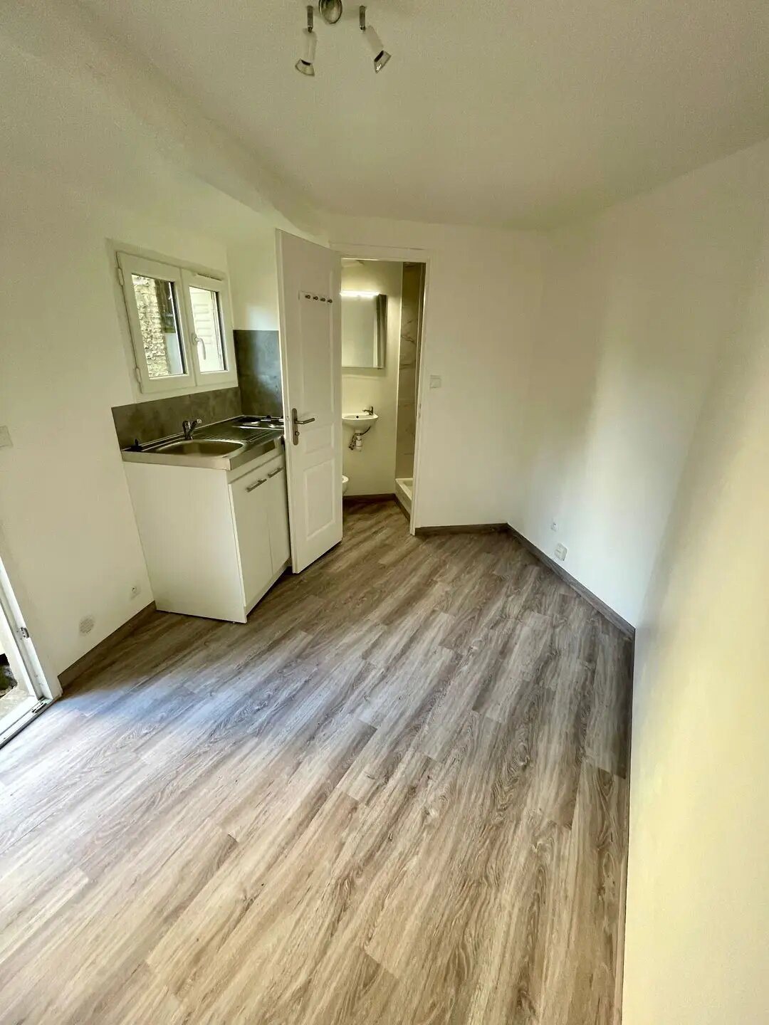Appartement à louer, 9m², Saint-Maur-des-Fossés