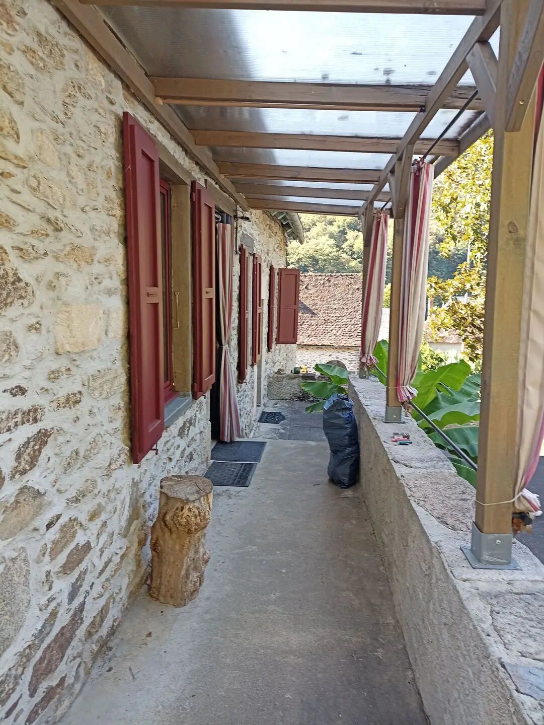 Maison à vendre, 1300m², Soursac
