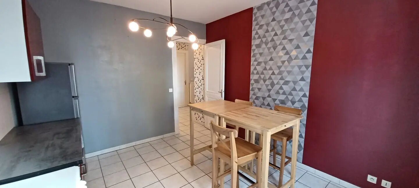 Appartement à louer, 48m², Saint-Etienne