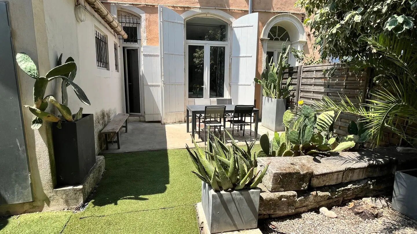 Appartement à louer, 90m², Nîmes