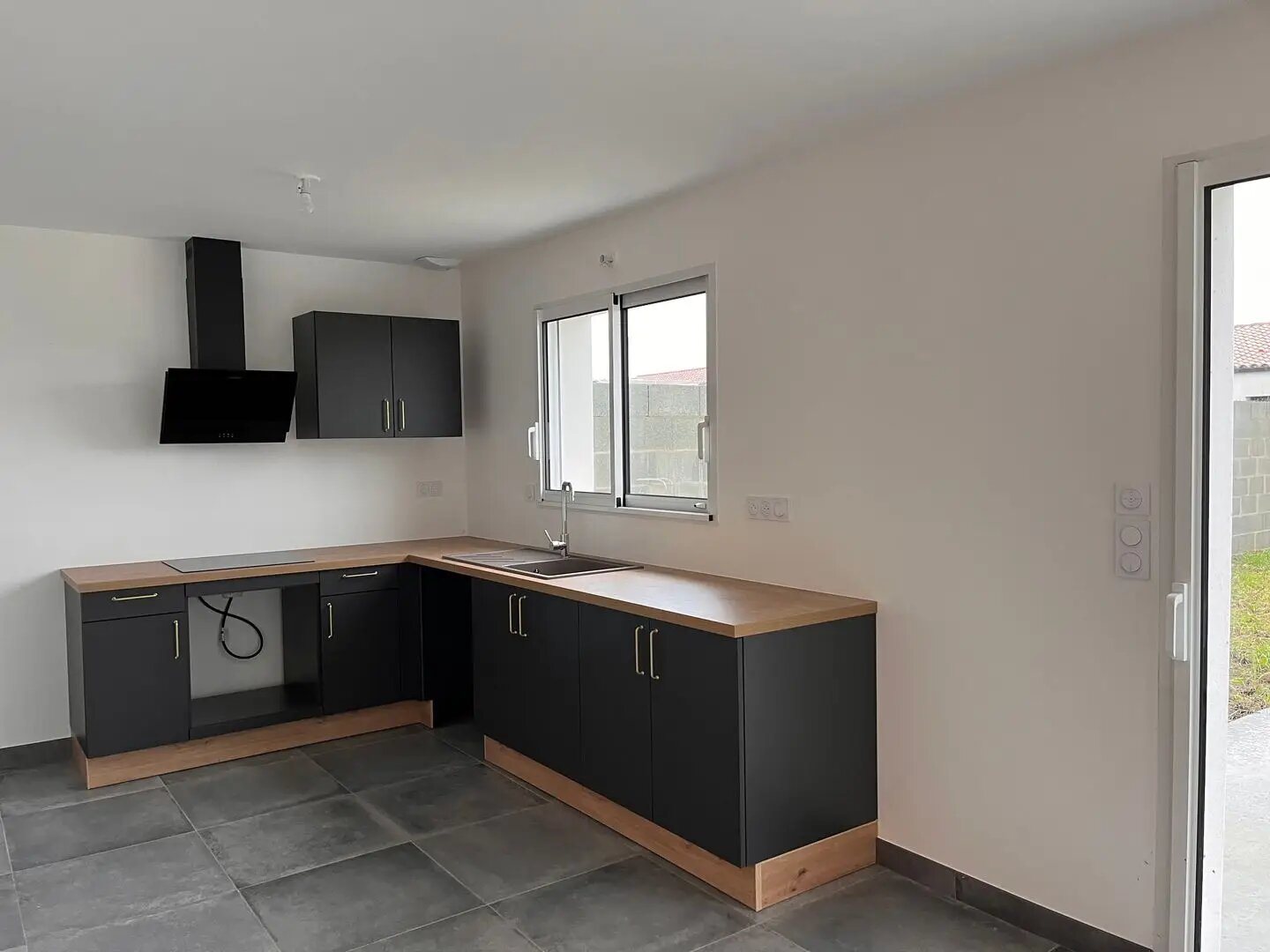 Maison à louer, 85m², Ferrières