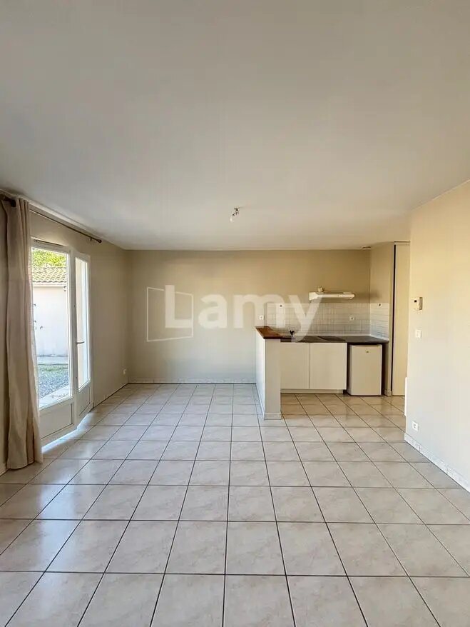 Maison à louer, 45m², La Couronne