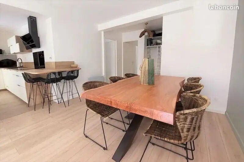 Appartement à vendre, 81m², Mèze