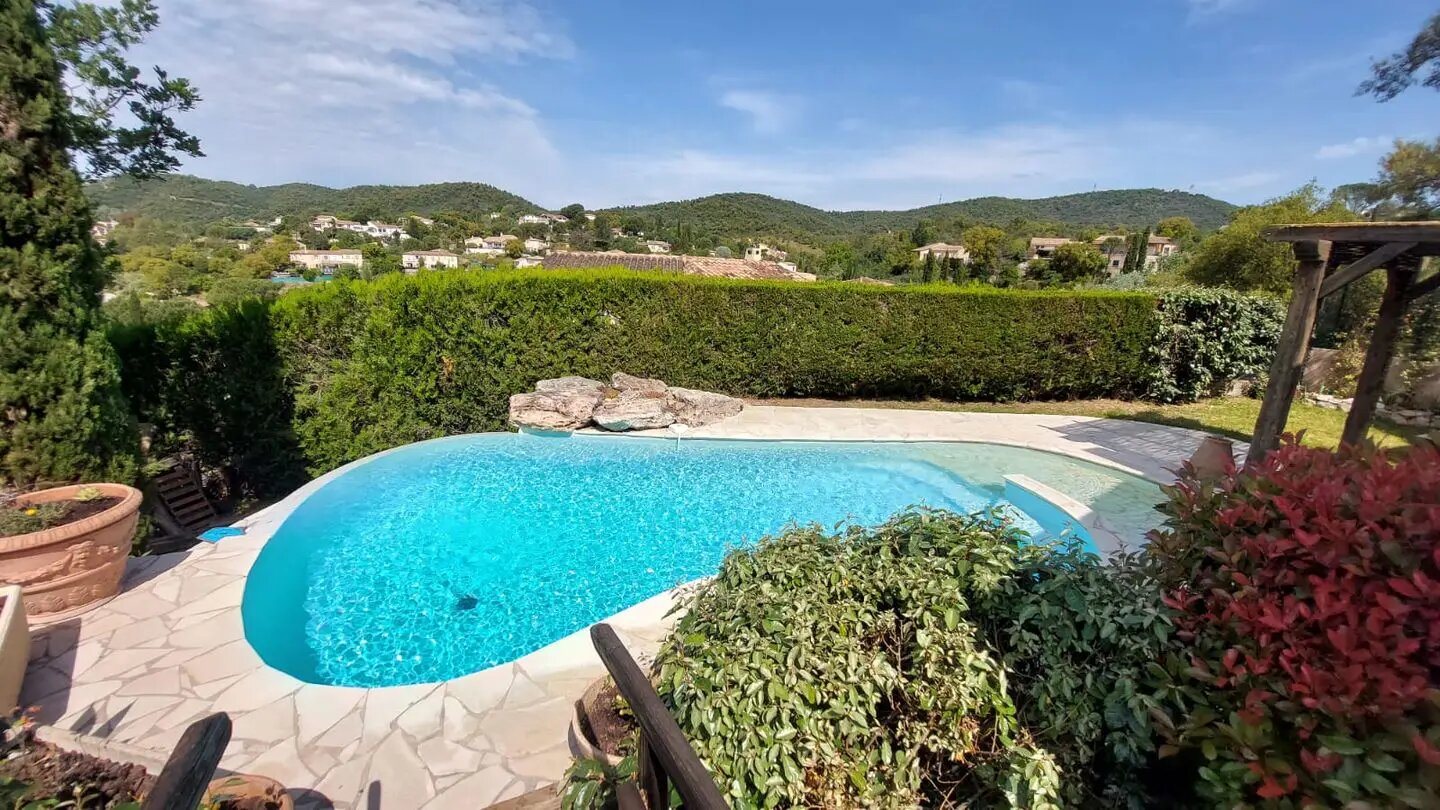 Maison à louer, 110m², Montauroux