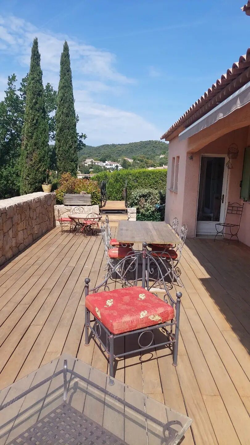 Maison à louer, 110m², Montauroux