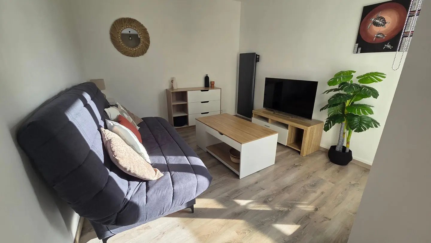 Appartement à louer, 29m², Cergy