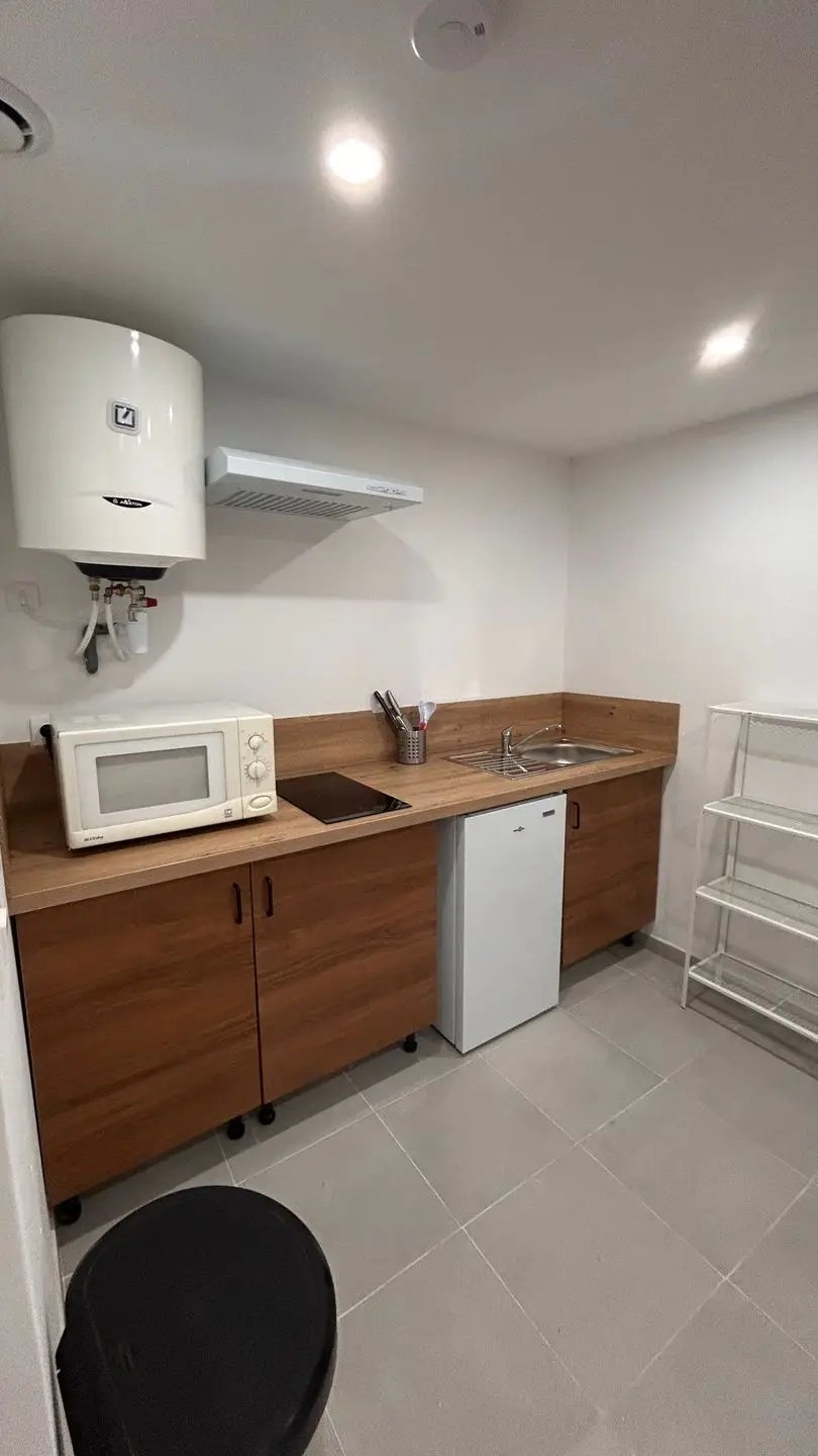 Appartement à louer, 18m², Béziers