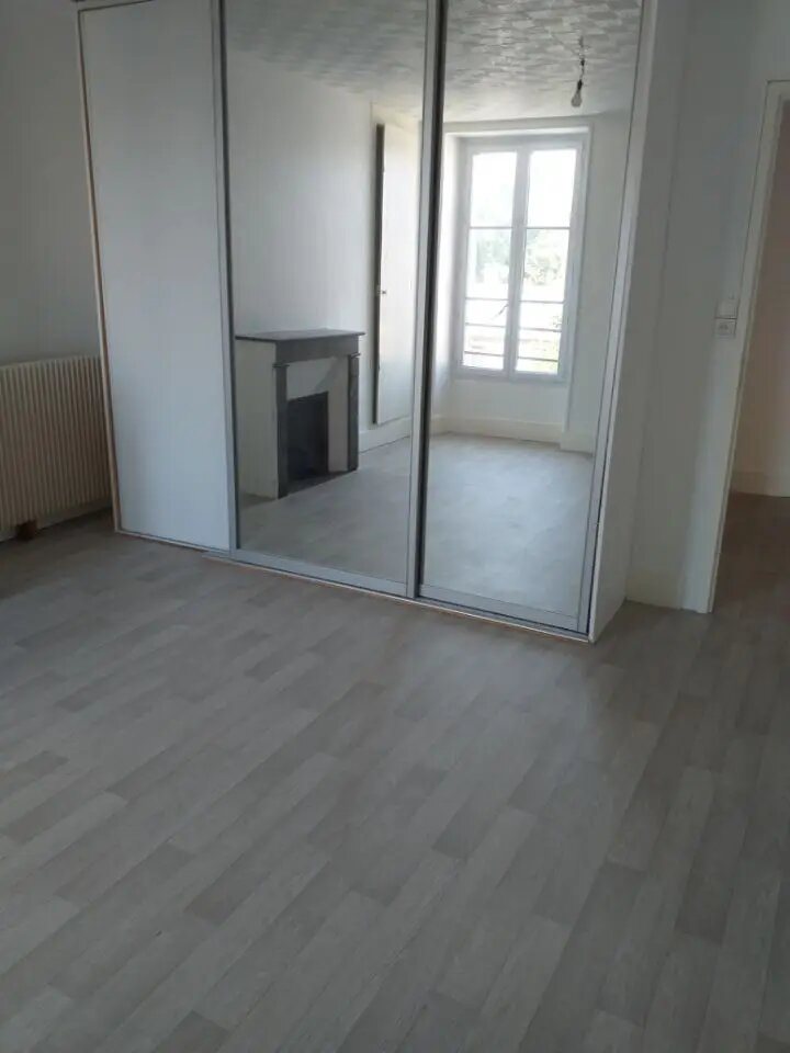 Appartement à louer, 75m², Joigny