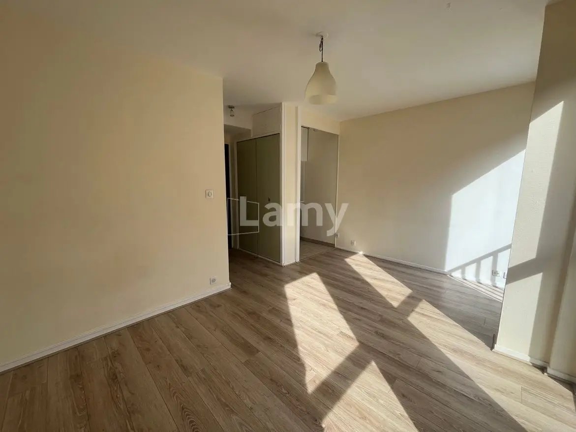 Appartement à louer, 19m², Dijon