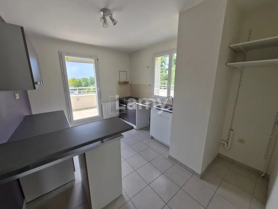 Appartement à louer, 102m², Saint-Georges-sur-Baulche