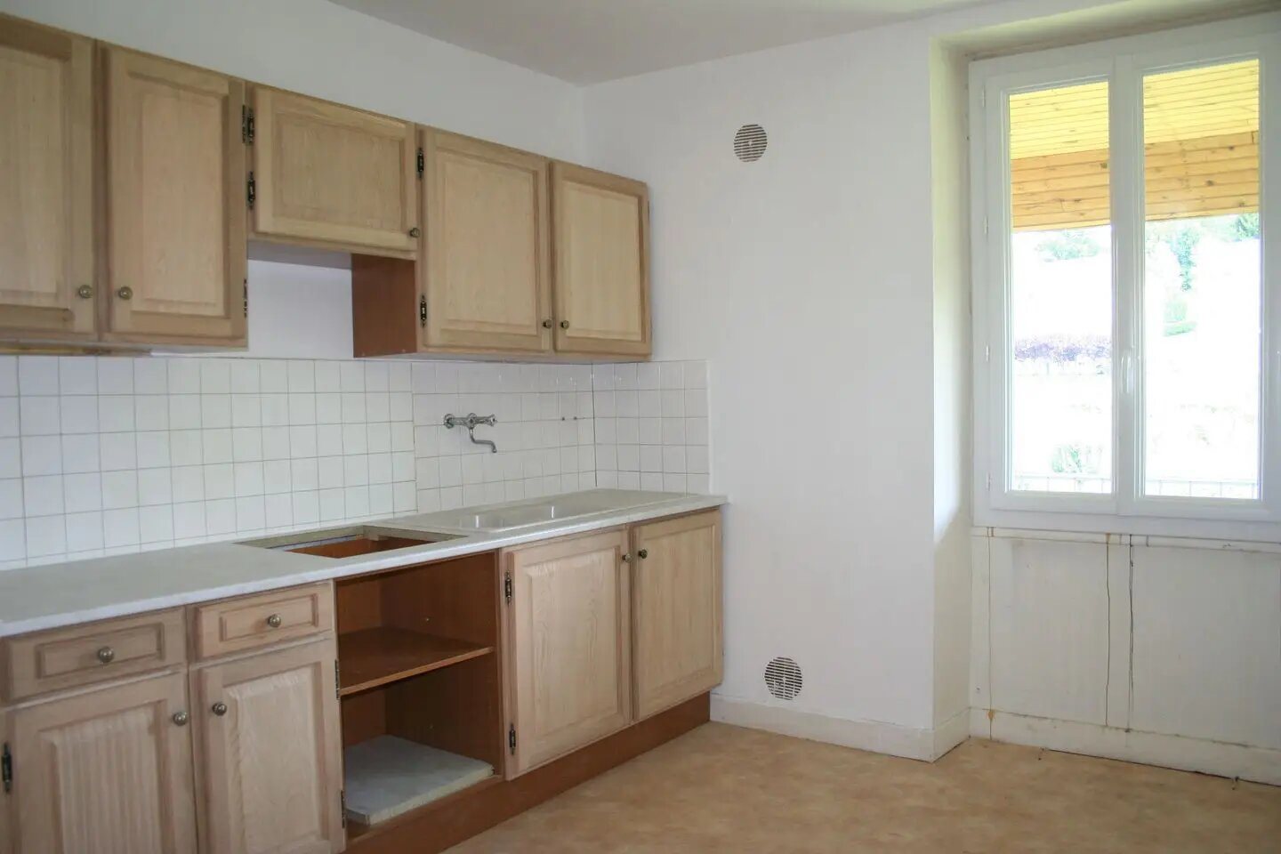 Appartement à louer, 60m², Ydes