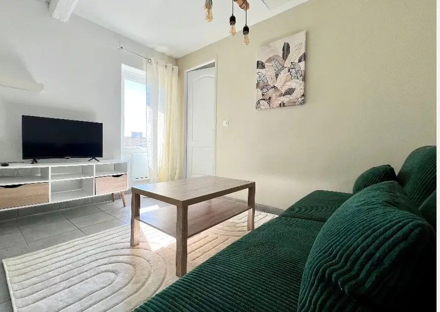 Appartement à louer, 35m², Nîmes