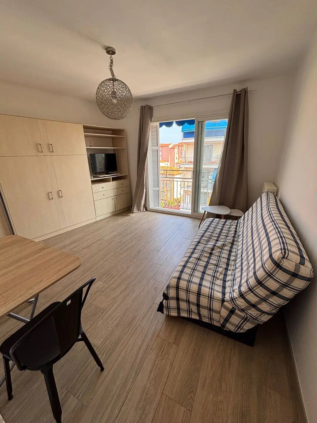 Appartement à louer, 27m², Menton