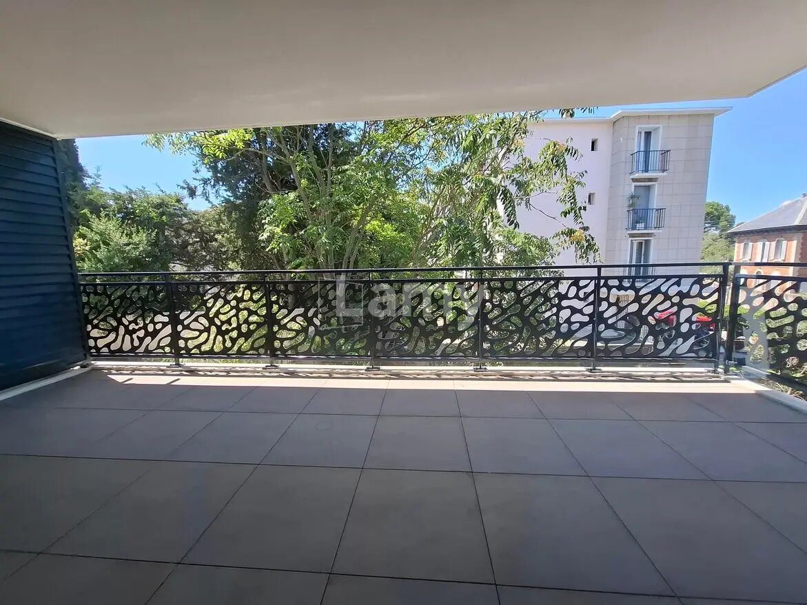 Appartement à louer, 60m², Marseille 8ème