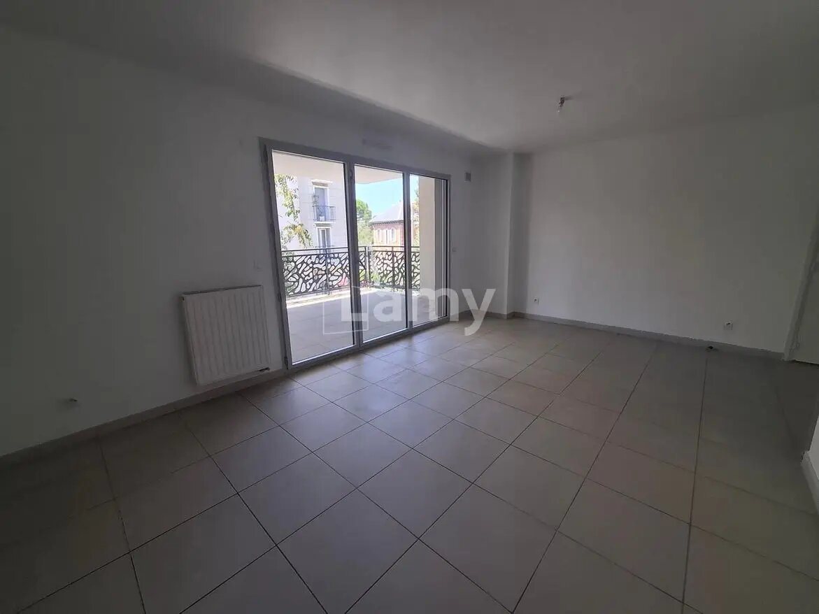 Appartement à louer, 60m², Marseille 8ème