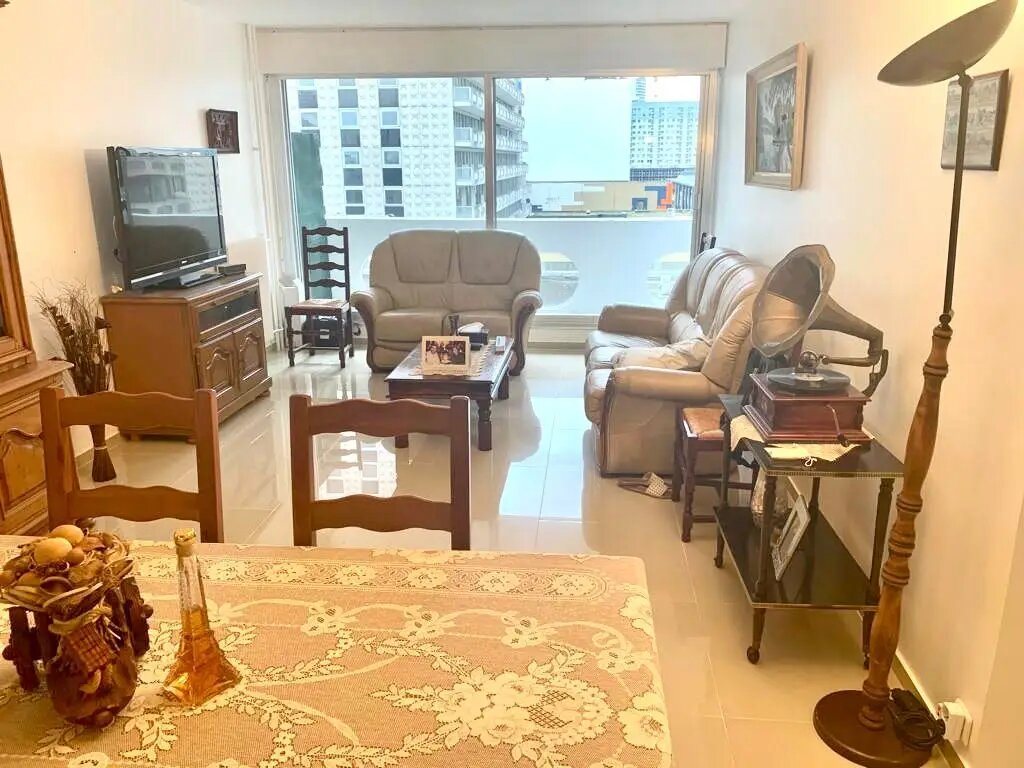 Appartement à louer, 110m², Courbevoie