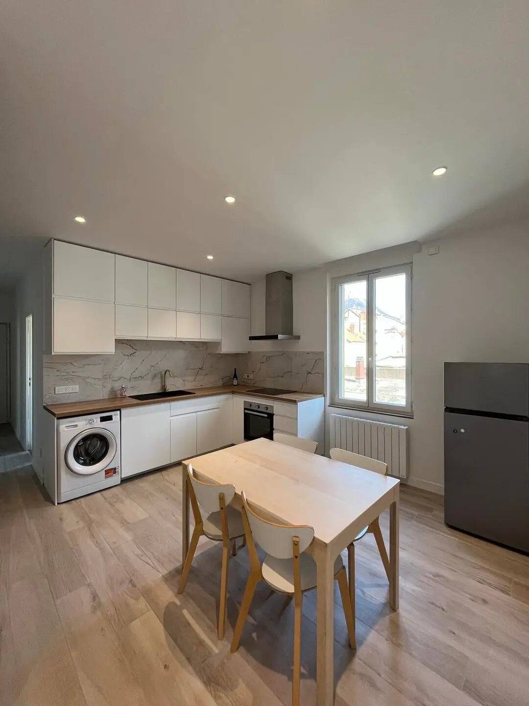 Appartement à louer, 75m², Grenoble