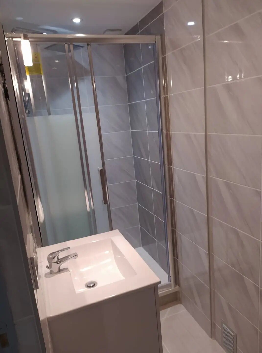Maison à louer, 13m², Angers