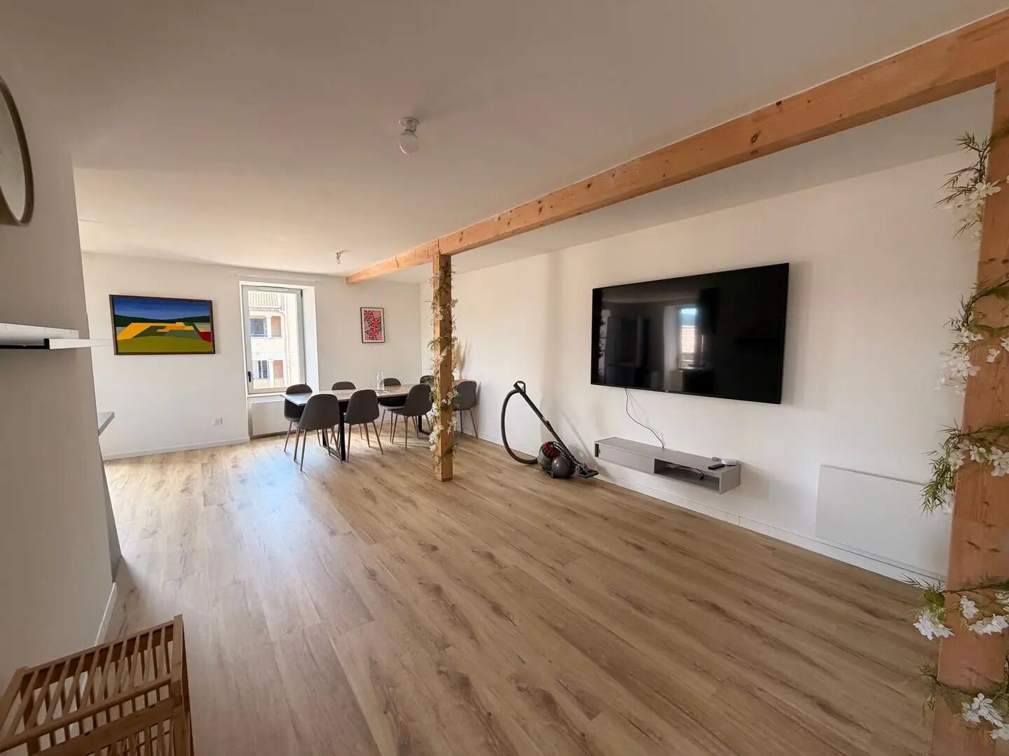 Appartement à louer, 73m², Alboussière