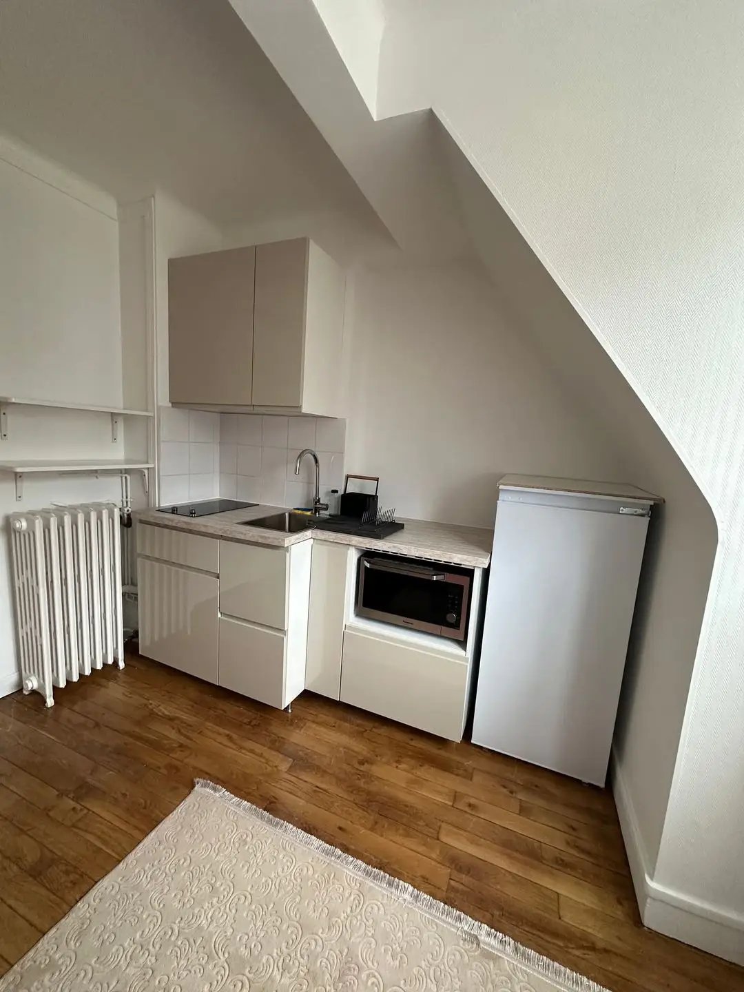 Appartement à louer, 14m², Paris 7ème
