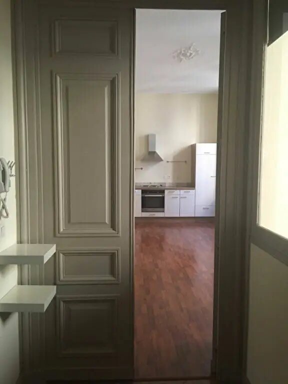 Appartement à louer, 43m², Nîmes