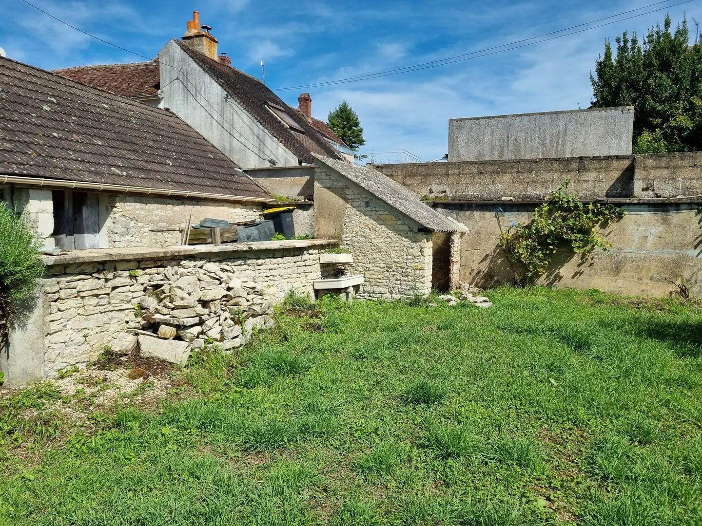 Maison à louer, 51m², Vermenton