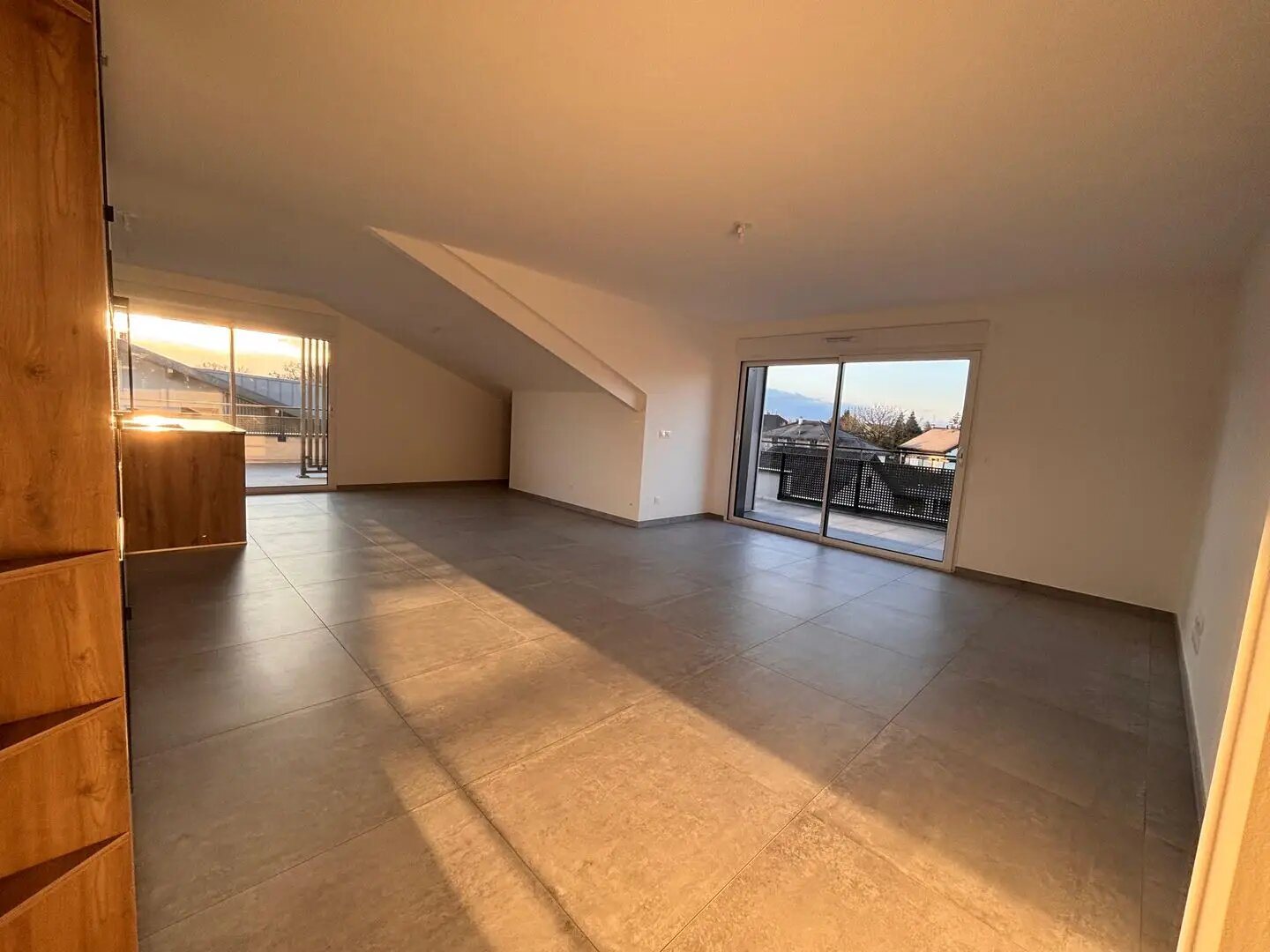 Appartement à louer, 146m², Versonnex