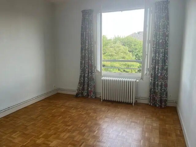 Appartement à louer, 74m², Loches