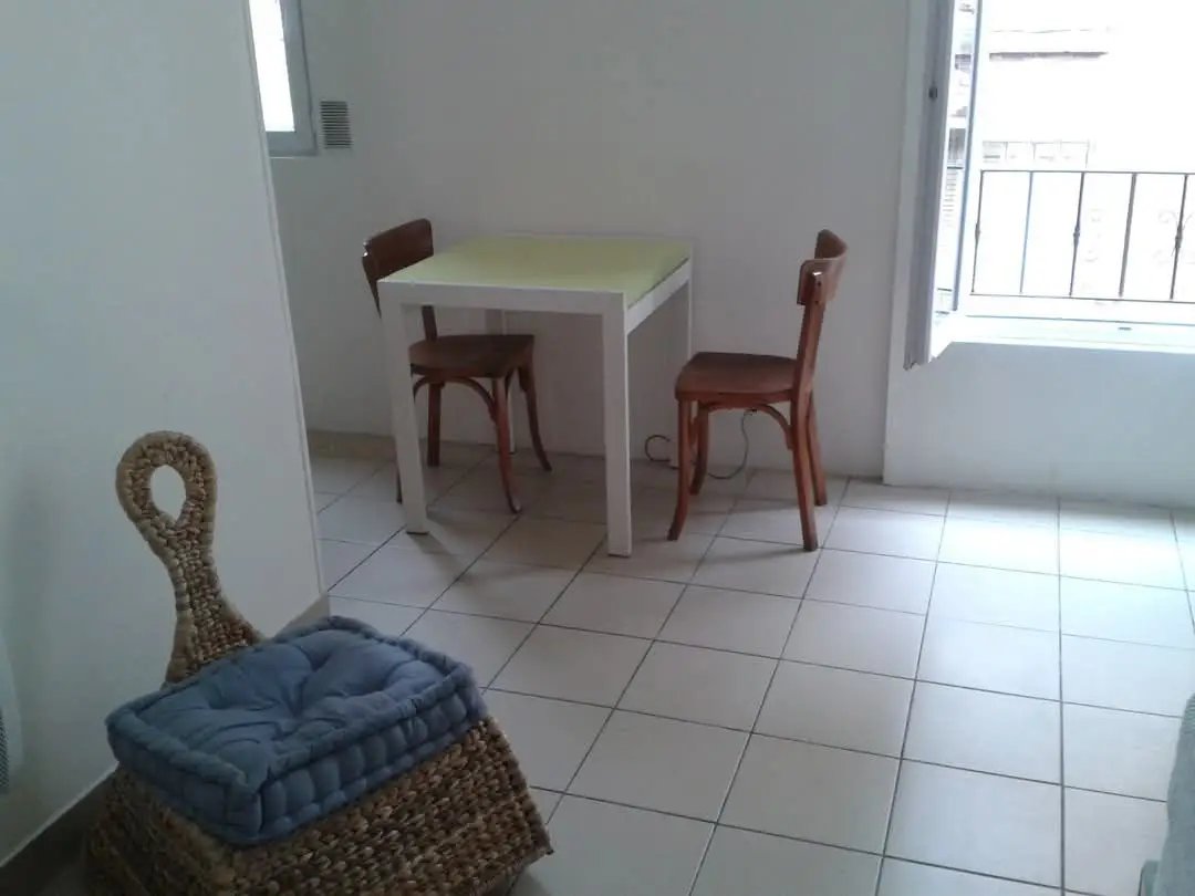 Appartement à louer, 18m², Montreuil