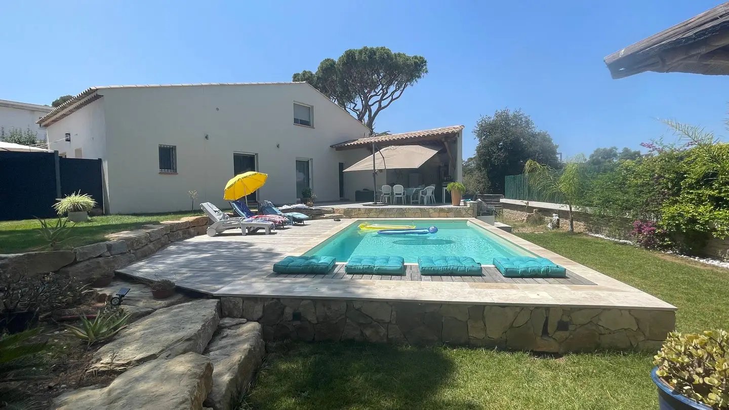 Maison à vendre, 153m², Fréjus